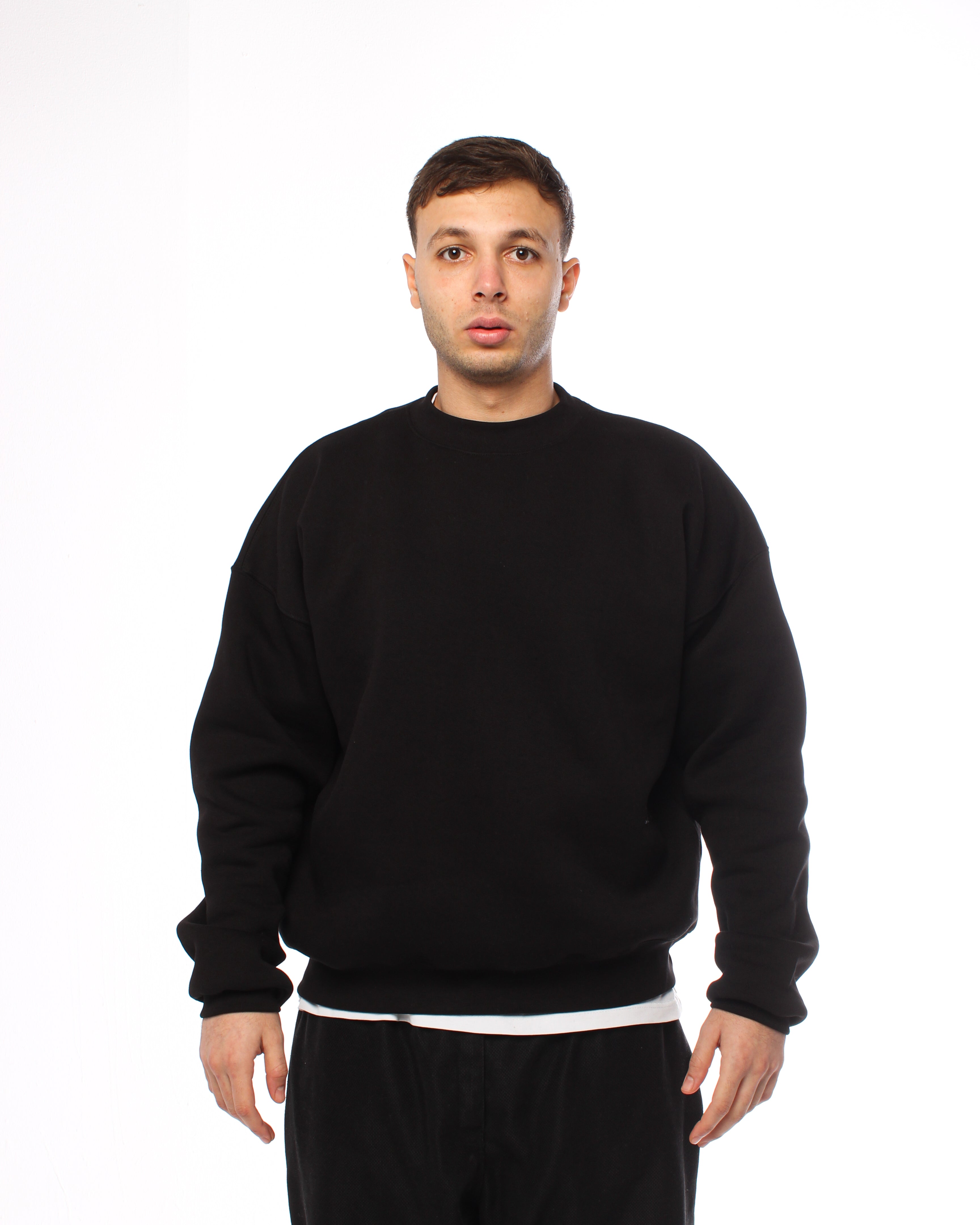 Clov. Essential Crew — black